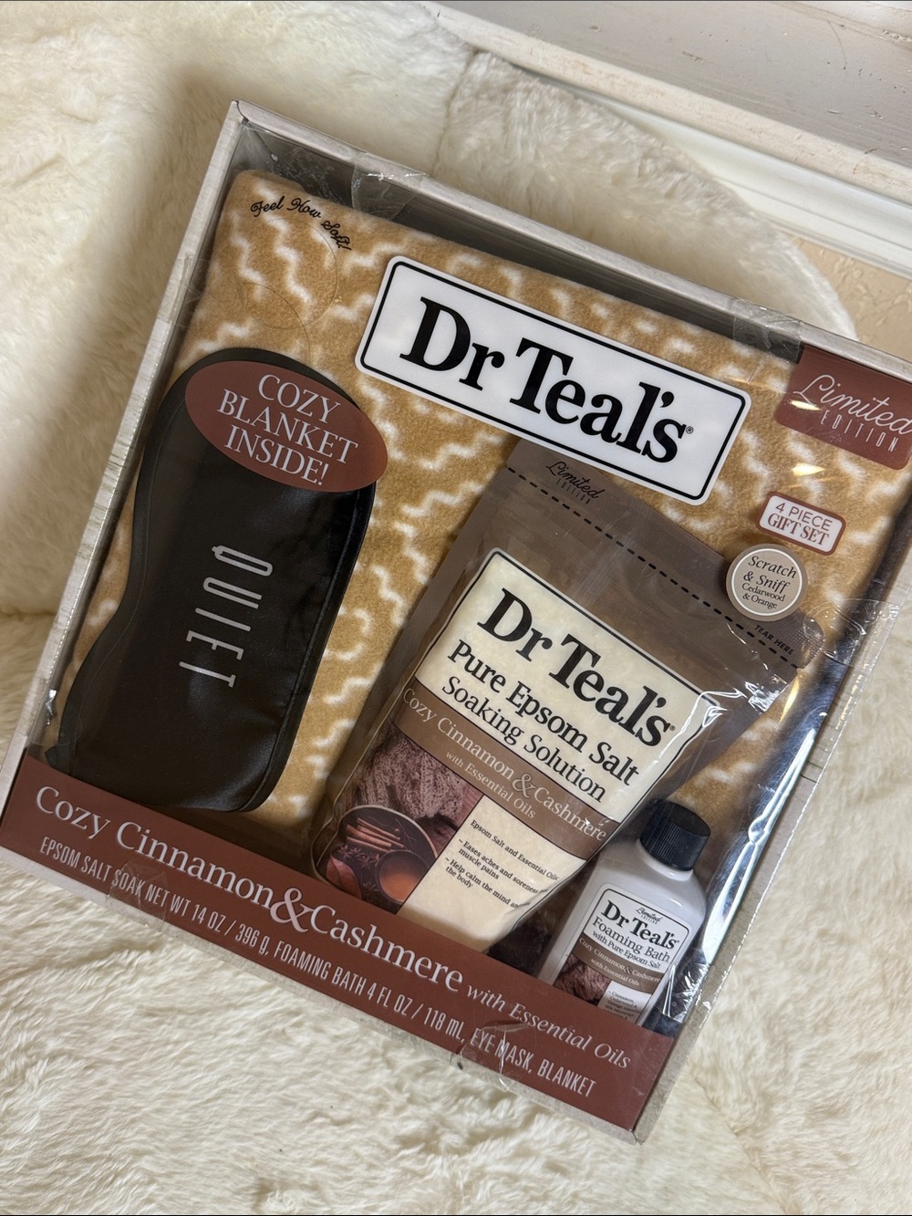 Dr. Teals Cozy Cinnamon and Cashmere set gift essential oils bath shower body